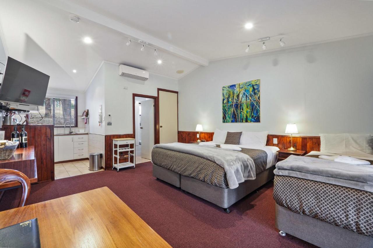 Forest Lodge Resort Pemberton Bagian luar foto